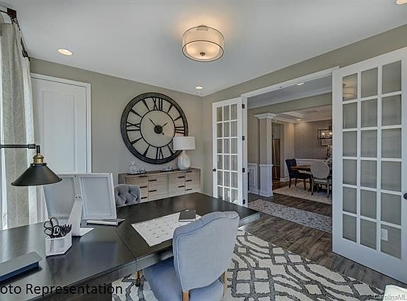 3rd image of 4723 Kingswood Dr #41