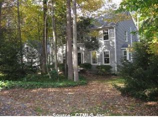 15 Windsor Ln, Ivoryton, CT 06442