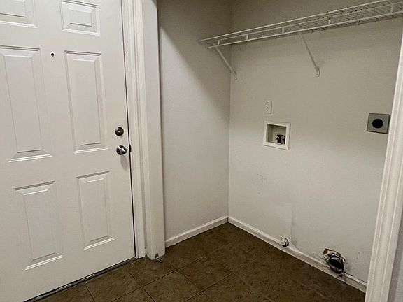 3rd image of 1920 Monte Vista Dr APT 5
