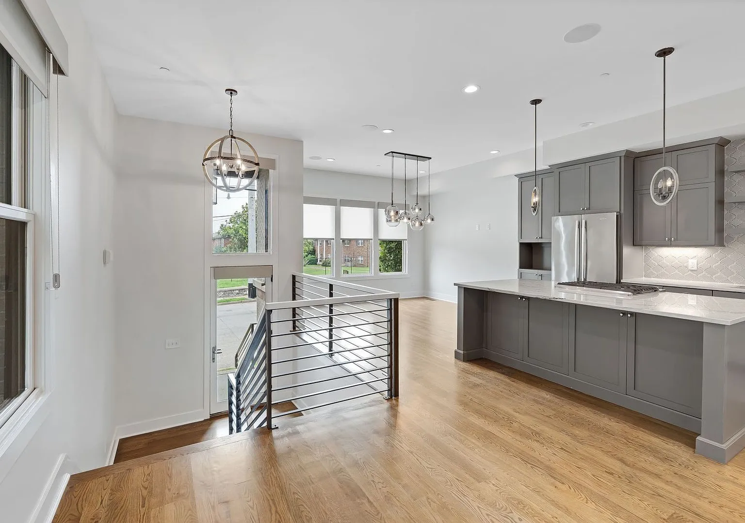 3 Bed, 5 Bath Home w/ 2 Car Garage in 5 Points Neighborhood of East Nashville — Photo 2