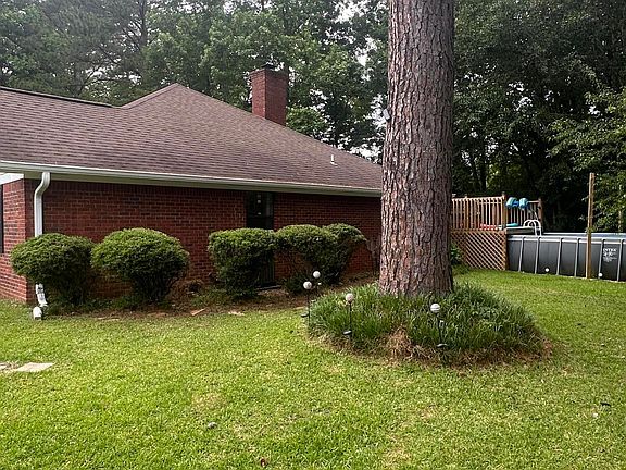 2nd image of 10254 Tanglewood Dr