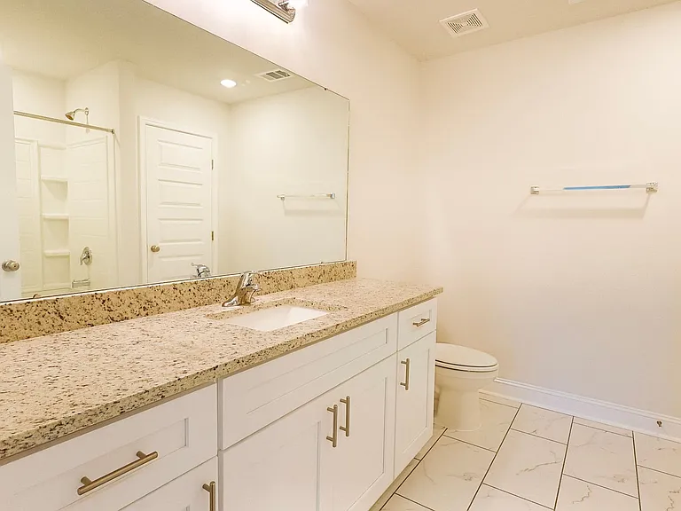 570 Governor Treutlen Cir — Photo 11