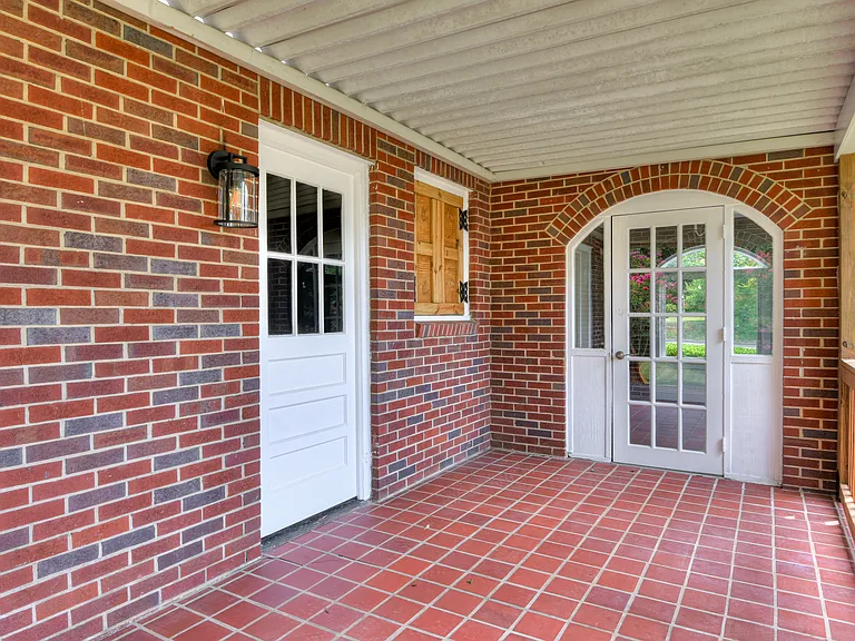 2336 Redwood Dr — Photo 22