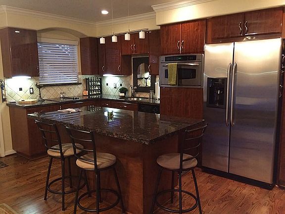 3rd image of 1447 Heights Blvd APT 119