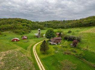 6762 Lower Wyoming Rd, Spring Green, WI 53588