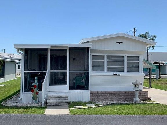 2nd image of 111 Southwinds Dr