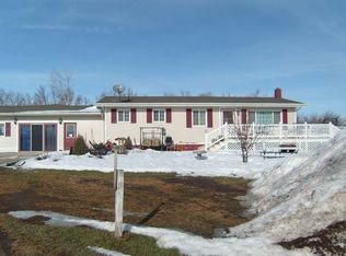 5450 Apple Creek Rd, Bismarck, ND 58504