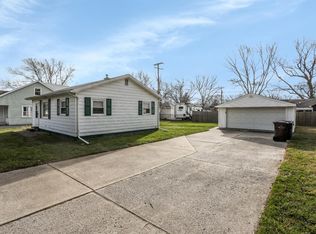 3048 Lakeview Blvd, Monroe, MI 48162