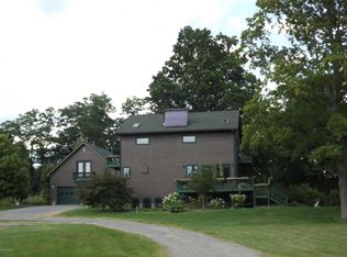 26 Gilligans Bay Way, Crown Point, NY 12928