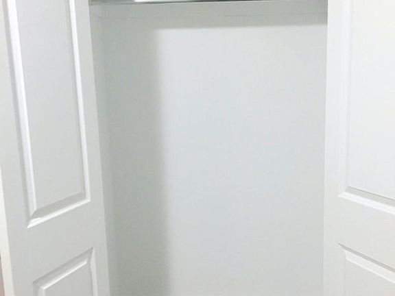 5th image of 79 Saint Nicholas Pl APT C