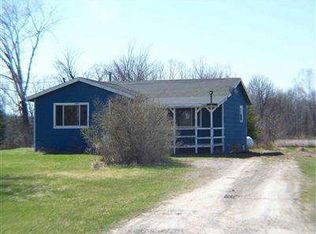 7391 W Lake Rd, Montrose, MI 48457