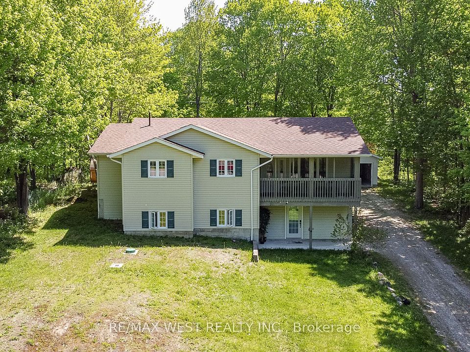 1st image of 1084 Bonnie Lake Rd