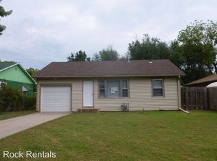 624 S Howard St, Hutchinson, KS 67501
