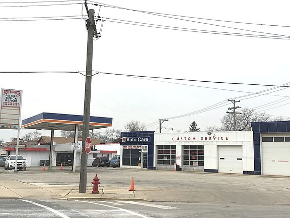 3rd image of 6229 Ogden Ave
