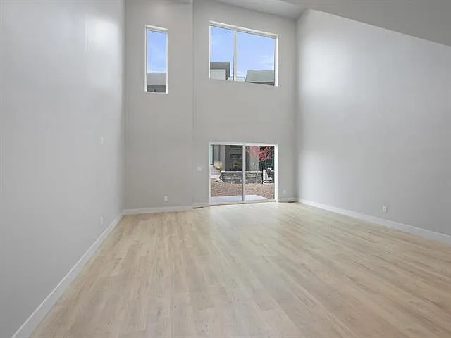 392 W Ridges Blvd #B — Photo 15