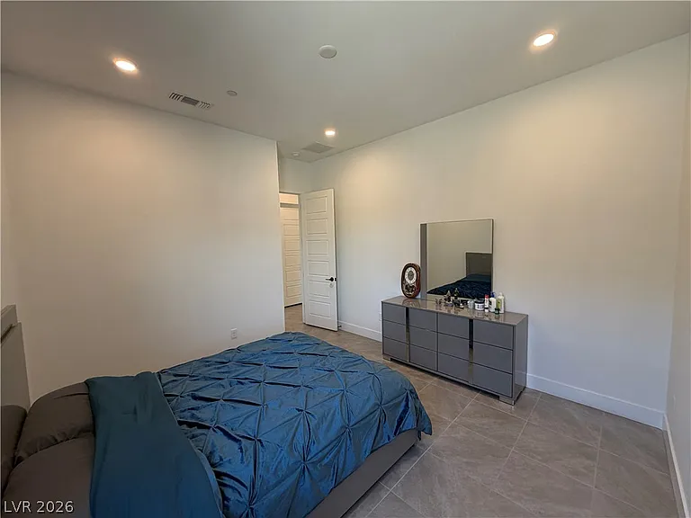 5040 Terramont Dr — Photo 21