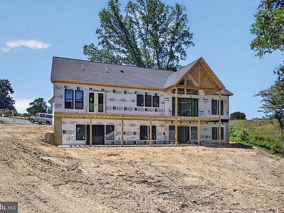 2nd image of 208 Anderson Way