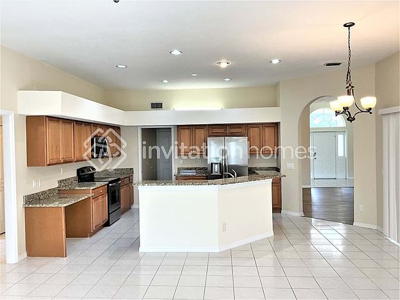 4th image of 4928 Kilty Ct E
