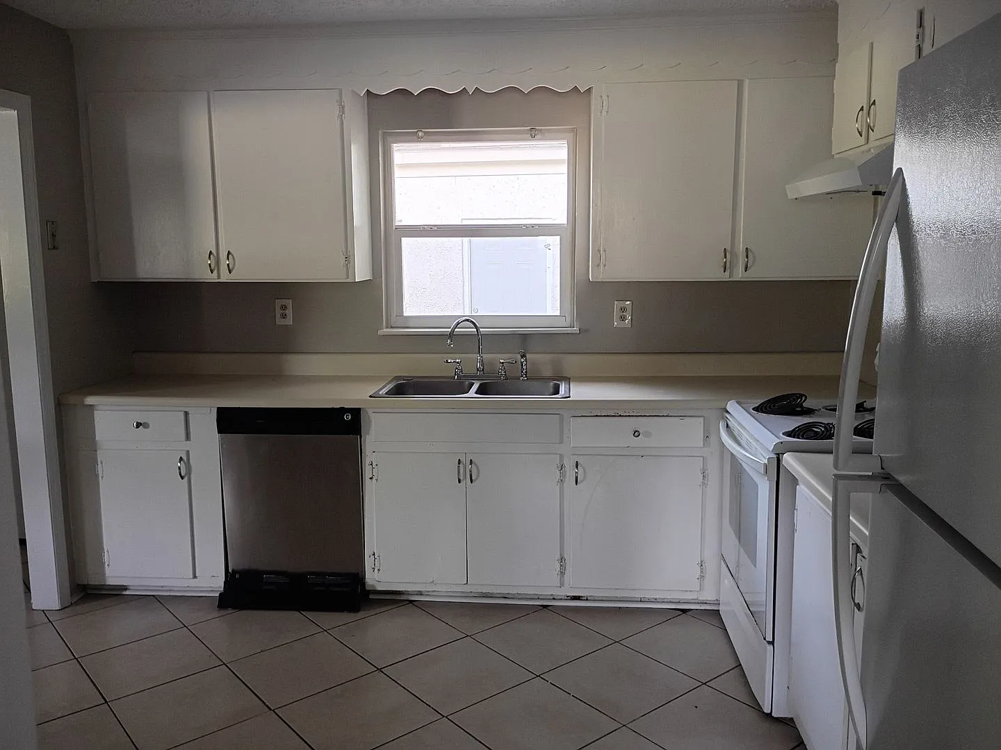 Rent Ready — Photo 4