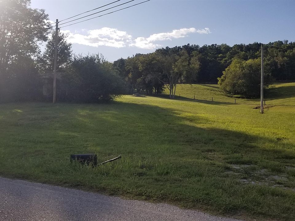 2nd image of 150 Sykes Rd