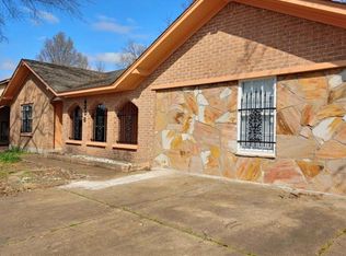 4308 Crescent Park Dr, Memphis, TN 38141