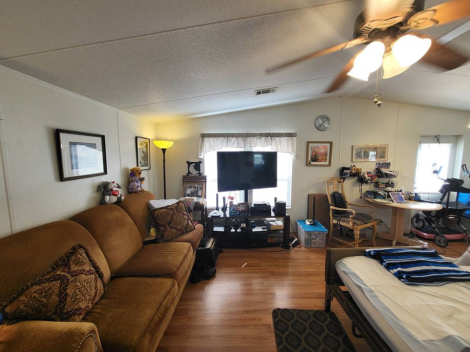 1st image of 14300 66th St N #111