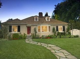 1091 Atchison St, Pasadena, CA 91104