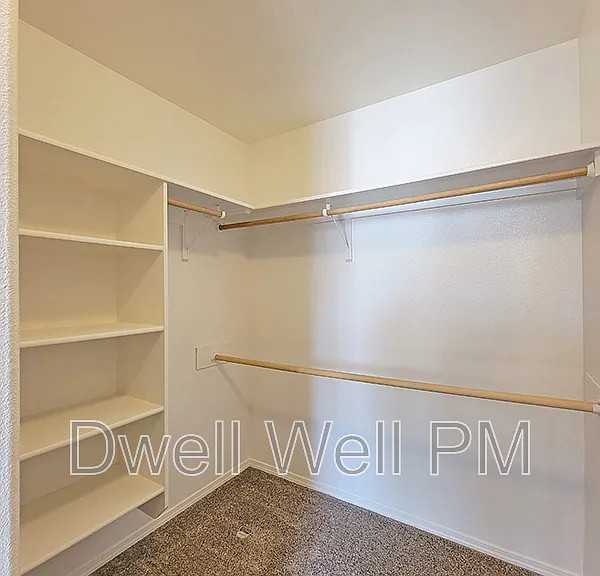 2903 E Ohio Ave — Photo 14