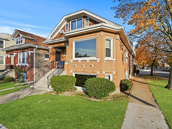 3rd image of 1447 Harvey Ave