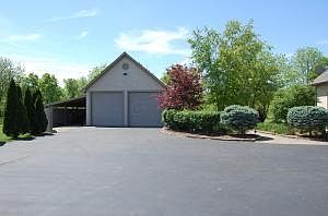 1st image of 425 Darbyton Dr