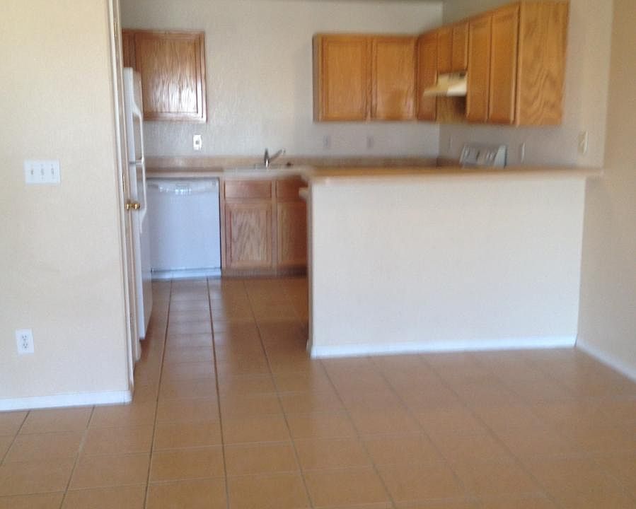 2nd image of 3440 Truckee Dr Unit 101