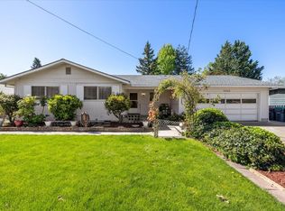 2832 Rosemont Ave, Medford, OR 97504