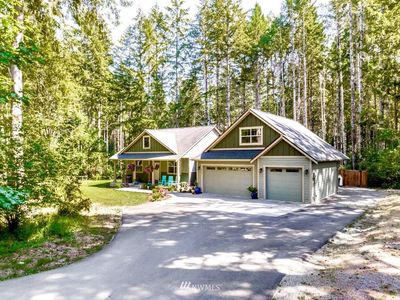 8202 Steamboat Island Rd NW, Olympia, WA, 98502