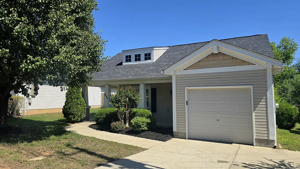 Building Photo - 2425 Pleasant Springs Ln