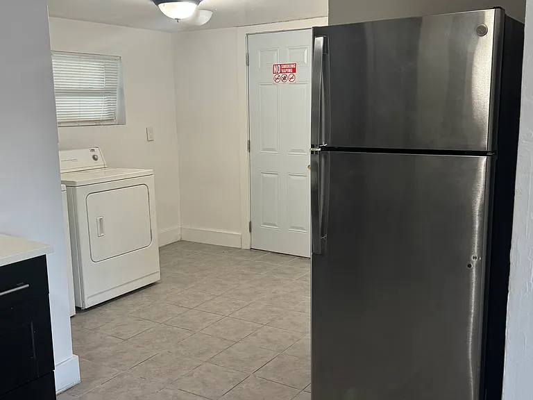 3120 SW 12th Pl #1 — Photo 17