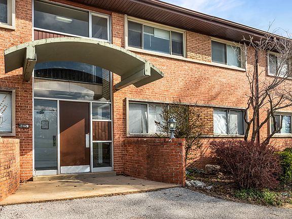 2nd image of 9425 Olive Blvd APT A