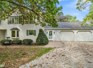 7869 State Route 305, Garrettsville, OH