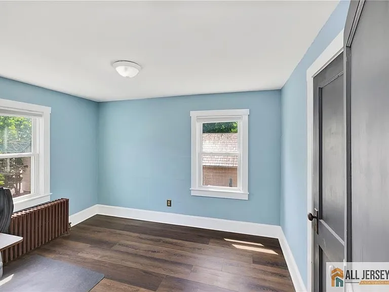 12 Capner St — Photo 16