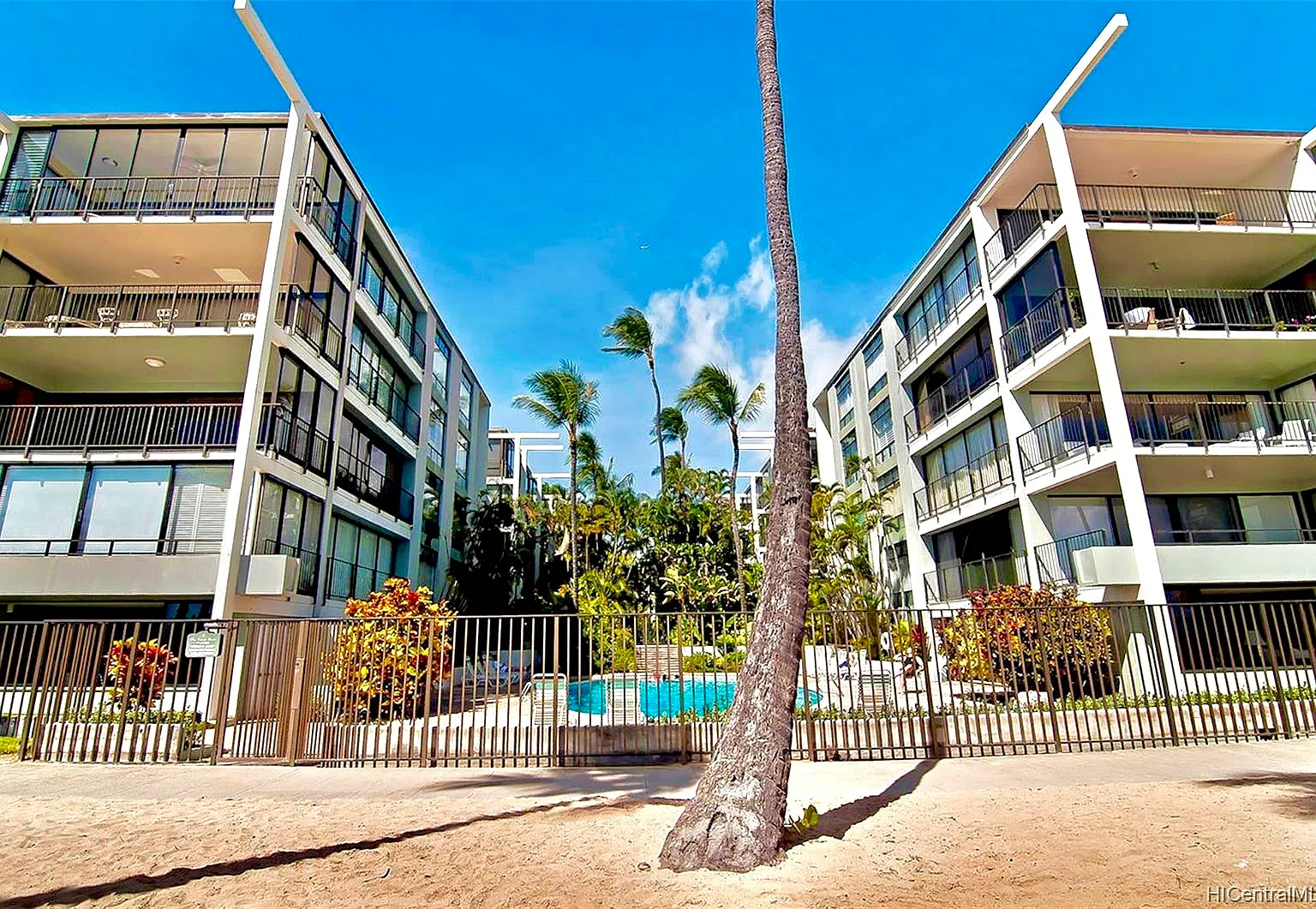 4999 Kahala Ave Apt 148 - 1 — Photo 3