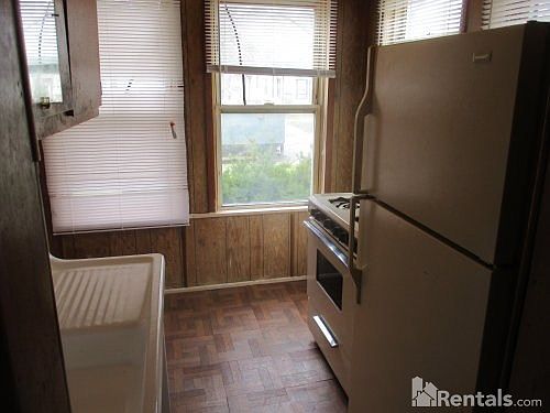 3rd image of 35641 Brush St APT 12
