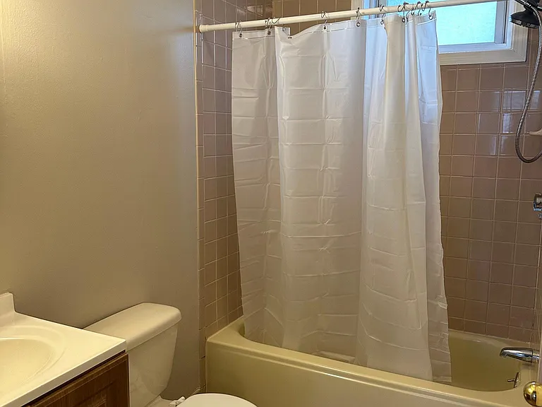 129 Webster Ave #1 — Photo 9