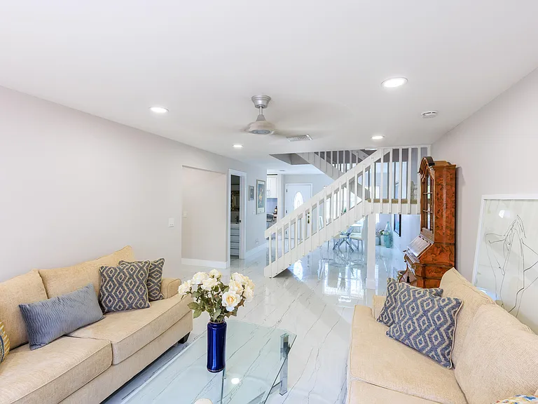 5241 Jog Ln — Photo 7