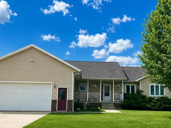 875 Merri Hill Dr, Oregon, WI 53575