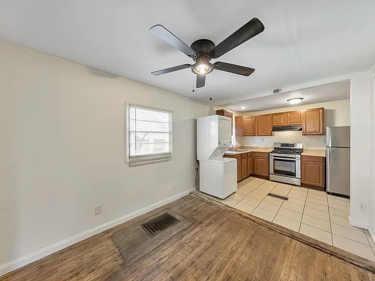 1776 Spring Ave — Photo 29