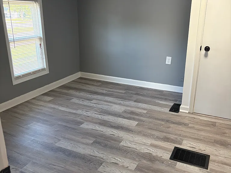 4024 Lafayette Rd — Photo 10
