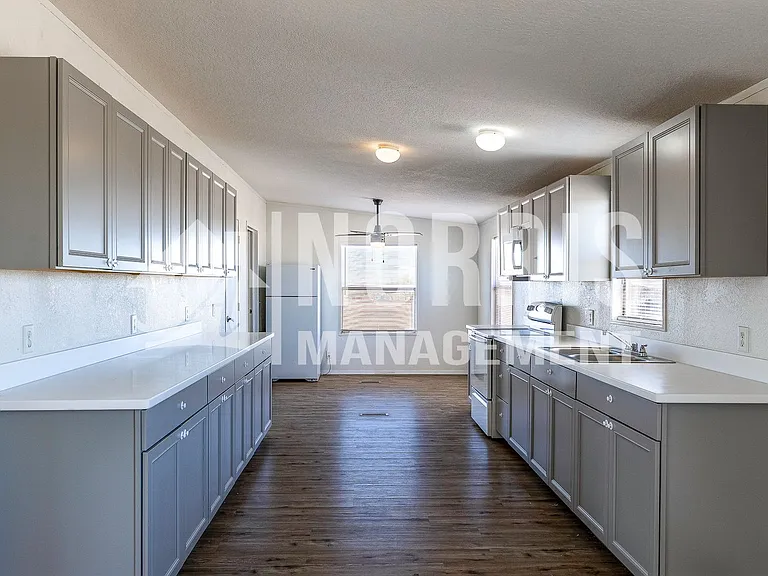 9960 S Niehaus Rd — Photo 11