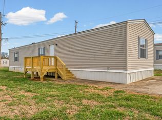 920 Gabby Ln, Oak Grove, KY 42262