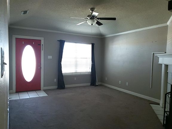 3rd image of 5701 Auburn Dr