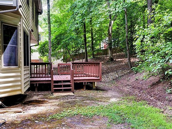 5th image of 4829 Bristol Cir