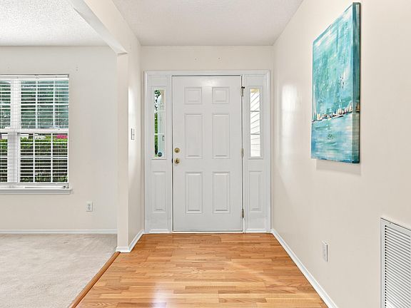 4th image of 6001 Crayford Dr